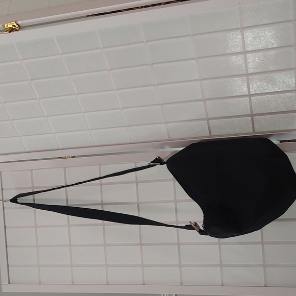 DKNY Black Crossbody Bag with Adjustable Strap and Slouchy Design - Picture 11 of 16